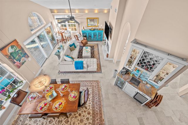 3 Radio Rd, St Augustine, FL 32084