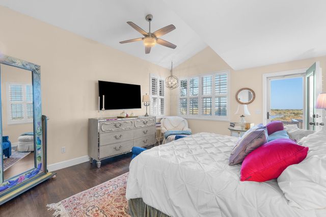 3 Radio Rd, St Augustine, FL 32084