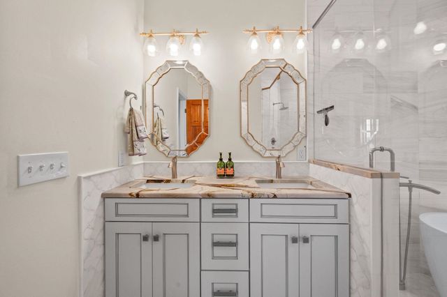 3 Radio Rd, St Augustine, FL 32084