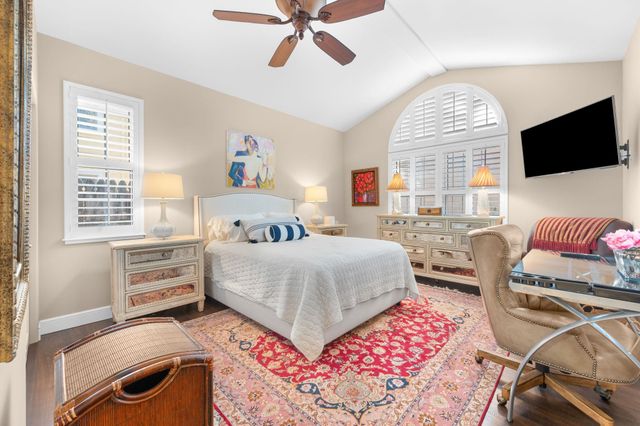 3 Radio Rd, St Augustine, FL 32084