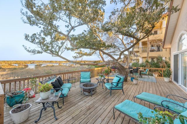 3 Radio Rd, St Augustine, FL 32084