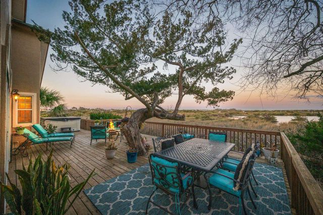 3 Radio Rd, St Augustine, FL 32084