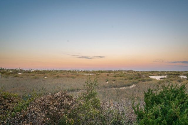 3 Radio Rd, St Augustine, FL 32084