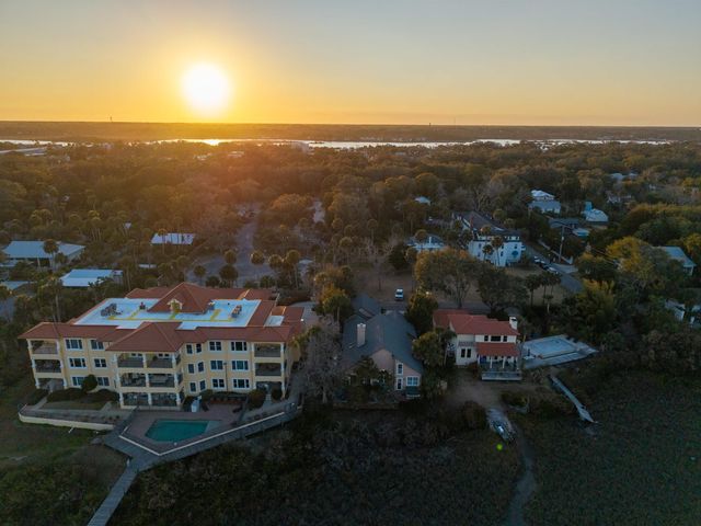 3 Radio Rd, St Augustine, FL 32084