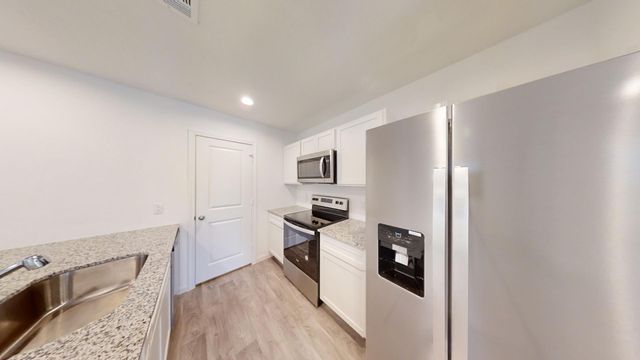 16811 N Marie Village Drive, Conroe, TX 77306