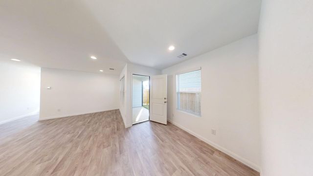 16811 N Marie Village Drive, Conroe, TX 77306