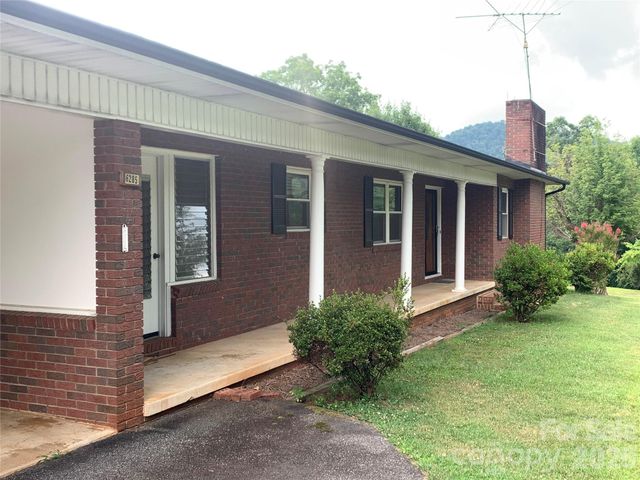 6285 Nc 16 Highway N, Taylorsville, NC 28681