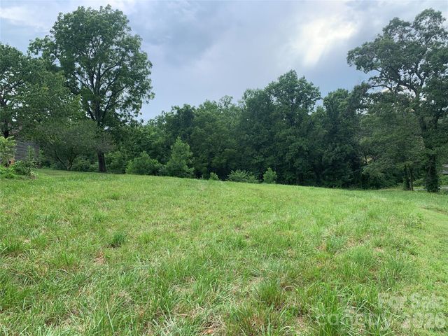 6285 Nc 16 Highway N, Taylorsville, NC 28681