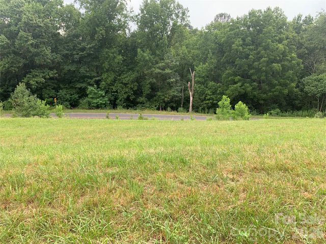 6285 Nc 16 Highway N, Taylorsville, NC 28681