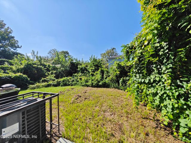 8584 HARE Avenue, Jacksonville, FL 32211