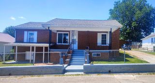 806 Vale St, Loudon, TN 37774