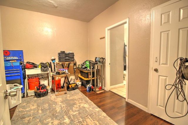 717 2nd St., Modesto, CA 95351