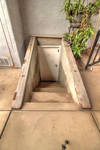 717 2nd St., Modesto, CA 95351