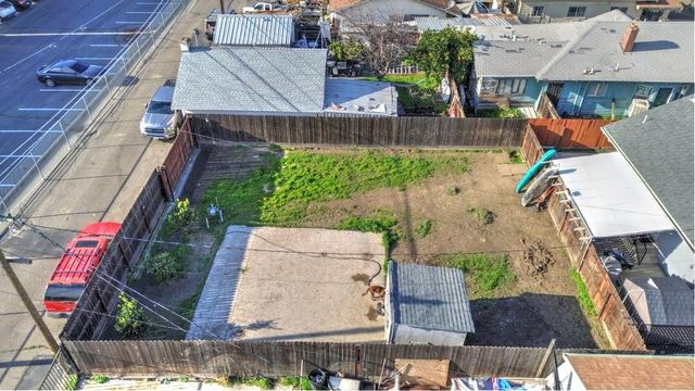 717 2nd St., Modesto, CA 95351