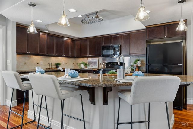 4422 N Mackenzie Lane, Boise, ID 83703