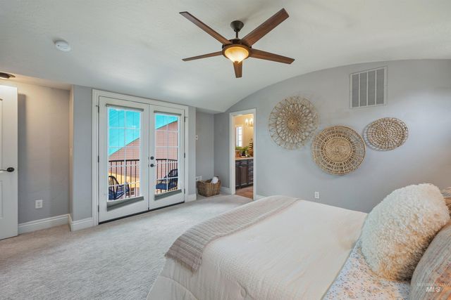 4422 N Mackenzie Lane, Boise, ID 83703