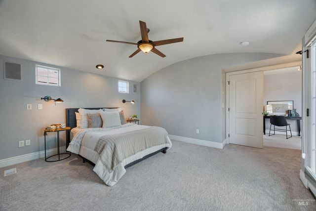 4422 N Mackenzie Lane, Boise, ID 83703