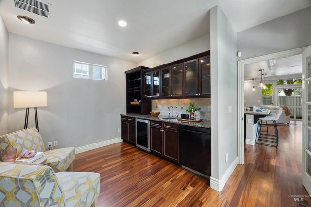 4422 N Mackenzie Lane, Boise, ID 83703