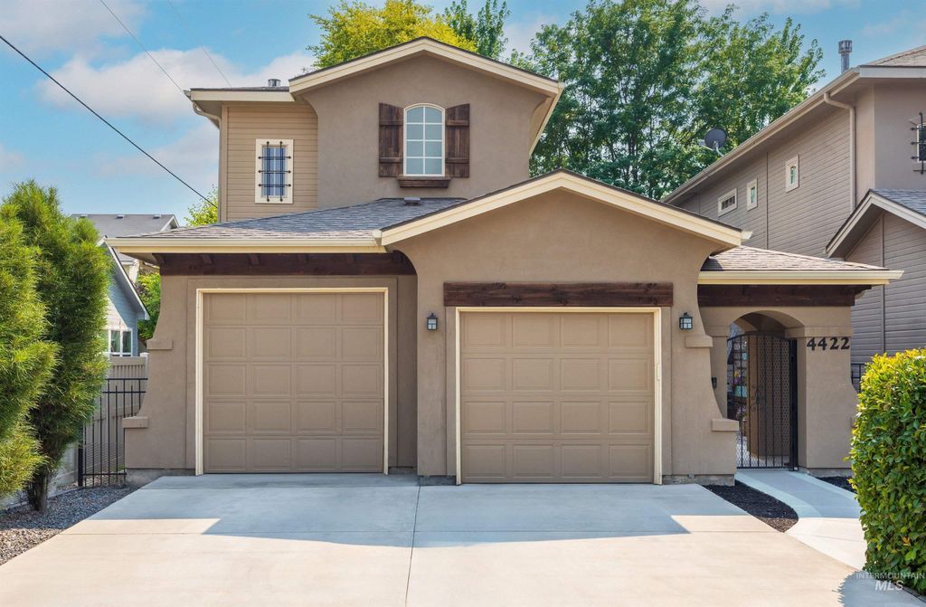 4422 N Mackenzie Lane, Boise, ID 83703
