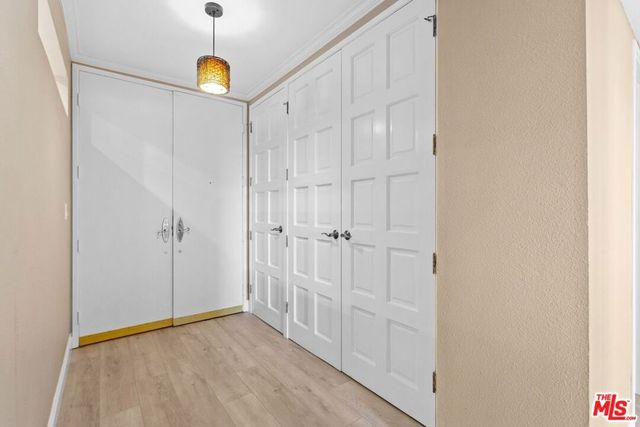 1131 Alta Loma Road 311, West Hollywood, CA 90069