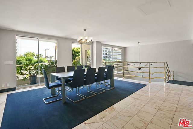 1131 Alta Loma Road 311, West Hollywood, CA 90069