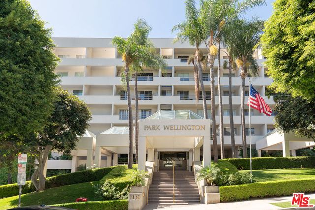 1131 Alta Loma Road 311, West Hollywood, CA 90069