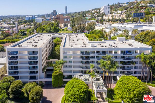 1131 Alta Loma Road 311, West Hollywood, CA 90069