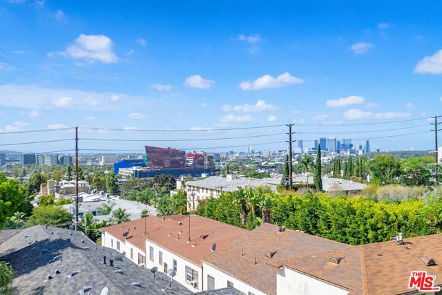 1131 Alta Loma Road 311, West Hollywood, CA 90069