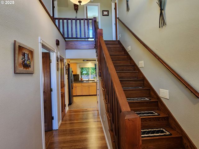 1126 WASHINGTON St, Port Orford, OR 97465