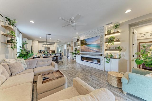 11227 SPRING GATE TRAIL, Bradenton, FL 34211