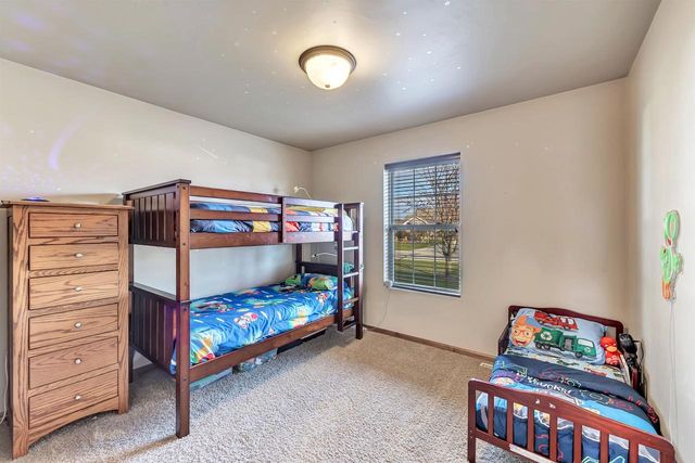 2937 YELLOW JASMINE WAY, Green Bay, WI 54313