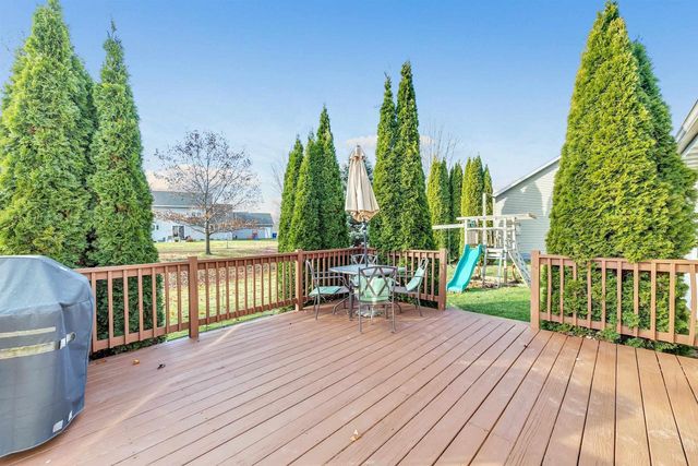 2937 YELLOW JASMINE WAY, Green Bay, WI 54313