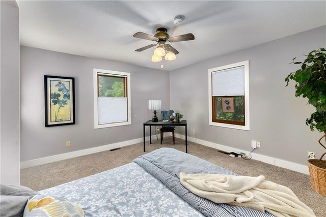 200 SW Madison Street, Lee's Summit, MO 64063