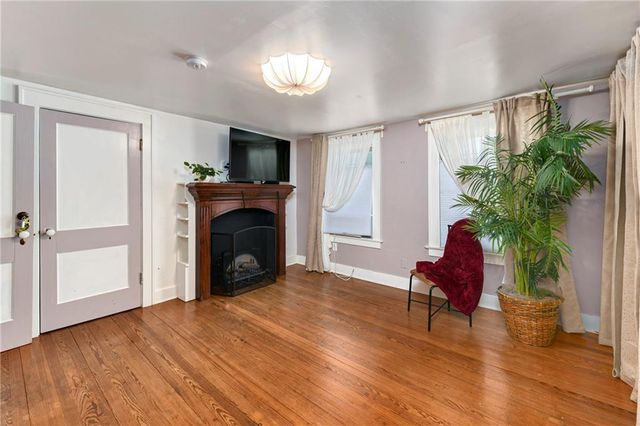 200 SW Madison Street, Lee's Summit, MO 64063
