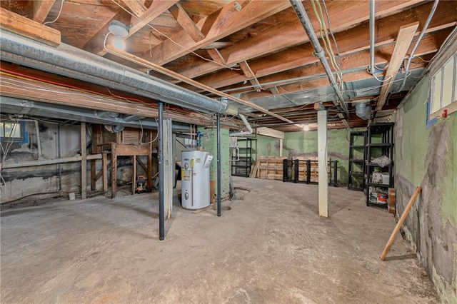 200 SW Madison Street, Lee's Summit, MO 64063