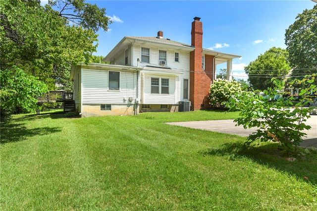 200 SW Madison Street, Lee's Summit, MO 64063