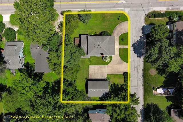200 SW Madison Street, Lee's Summit, MO 64063