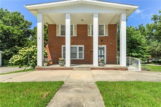 200 SW Madison Street, Lee's Summit, MO 64063