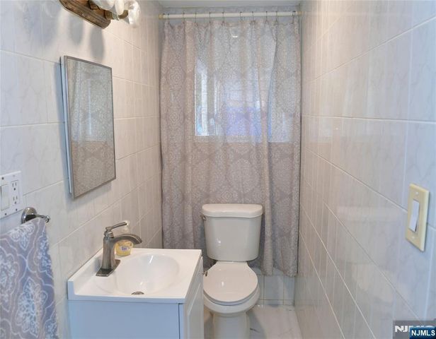 3-07 Dorothy Street, Fair Lawn, NJ 07410