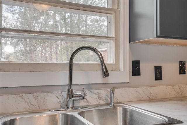 511 Victory Drive, Waynesboro, GA 30830