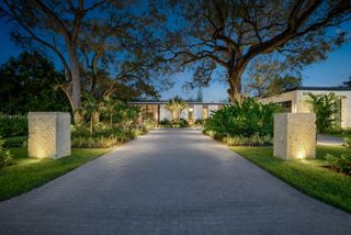 7051 SW 69th Ave, South Miami, FL 33143