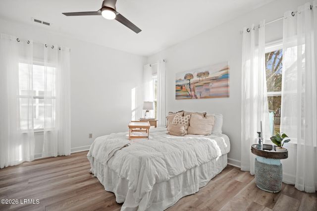 1009 11th Street, Port Royal, SC 29935