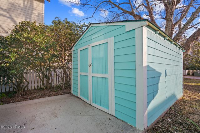 1009 11th Street, Port Royal, SC 29935