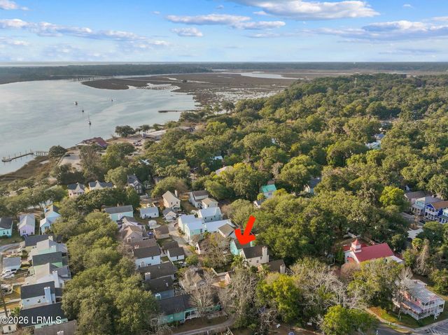 1009 11th Street, Port Royal, SC 29935