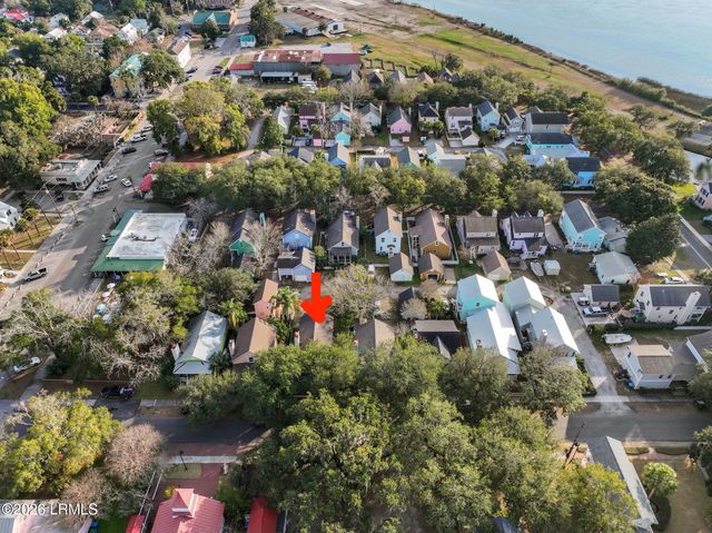 1009 11th Street, Port Royal, SC 29935