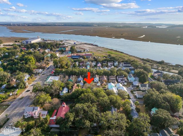 1009 11th Street, Port Royal, SC 29935