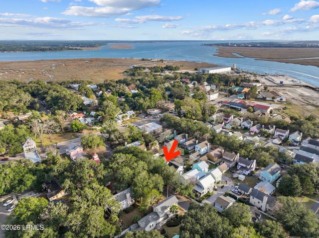 1009 11th Street, Port Royal, SC 29935