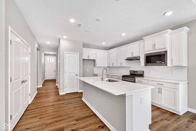 13325 Seven Springs Lane, Noblesville, IN 46060