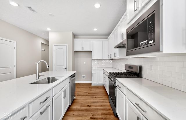 13325 Seven Springs Lane, Noblesville, IN 46060