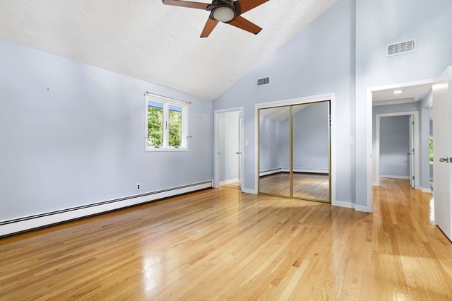 89 Poquanticut Ave, Easton, MA 02356